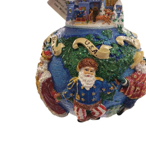 Christopher Radko Ornament Santa’s Around the World II Christmas - Picture 4 of 16